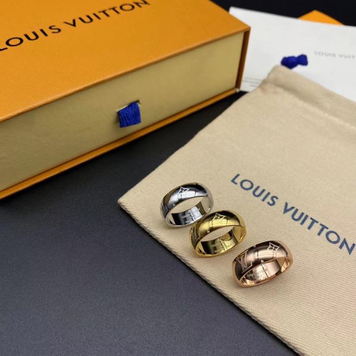 Embossed old flower logo ring