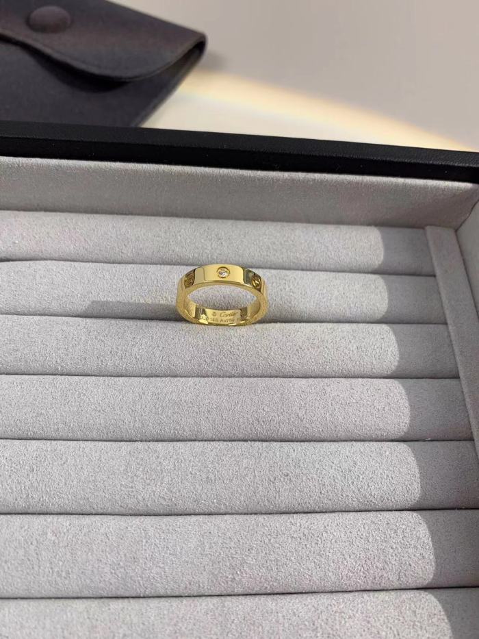 4mm smooth tricolor V gold diamond ring