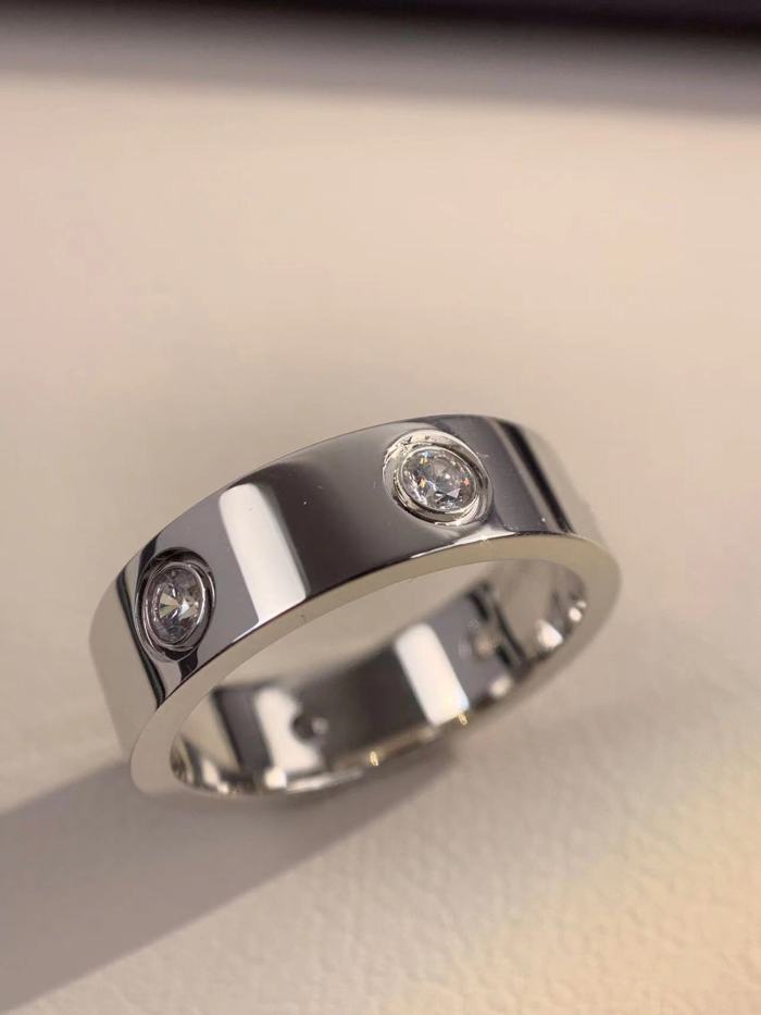 5.5mm smooth tricolor V gold full diamond ring