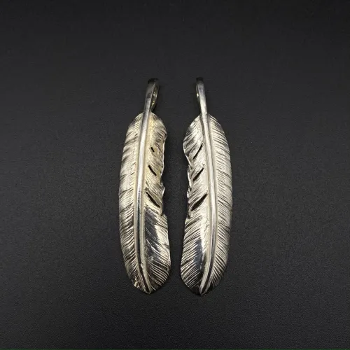 Smooth Feather Pendant