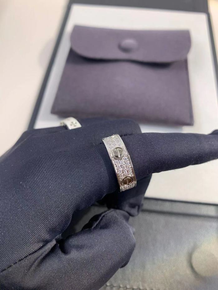 6mm tricolor V gold three row full diamond ring