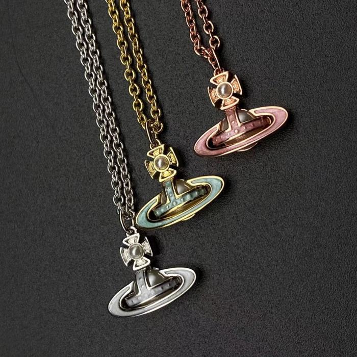 Western Queen Planet pendant necklace