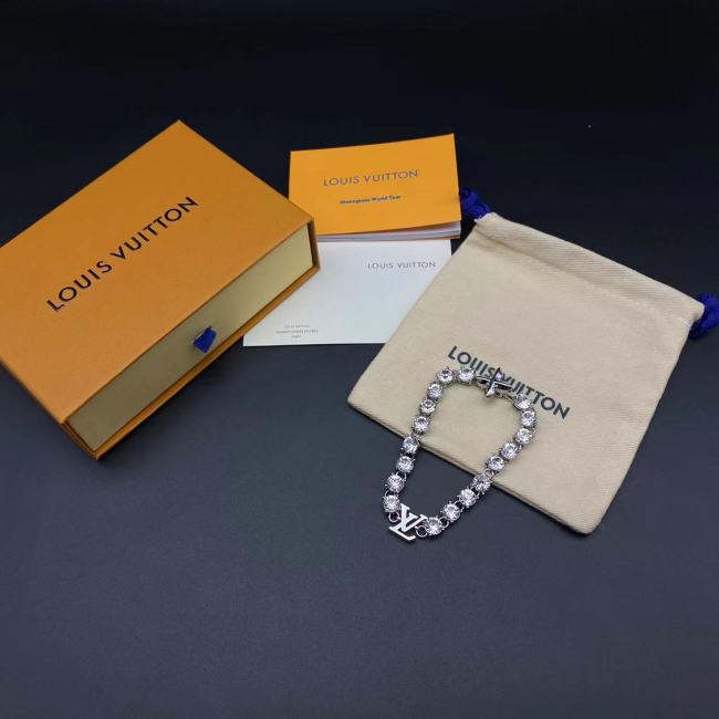 Full diamond bracelet four leaf clover relief logo