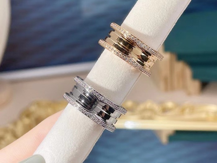 Two color diamond inlaid small waist ring