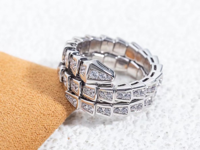 Three layer serpentine ring