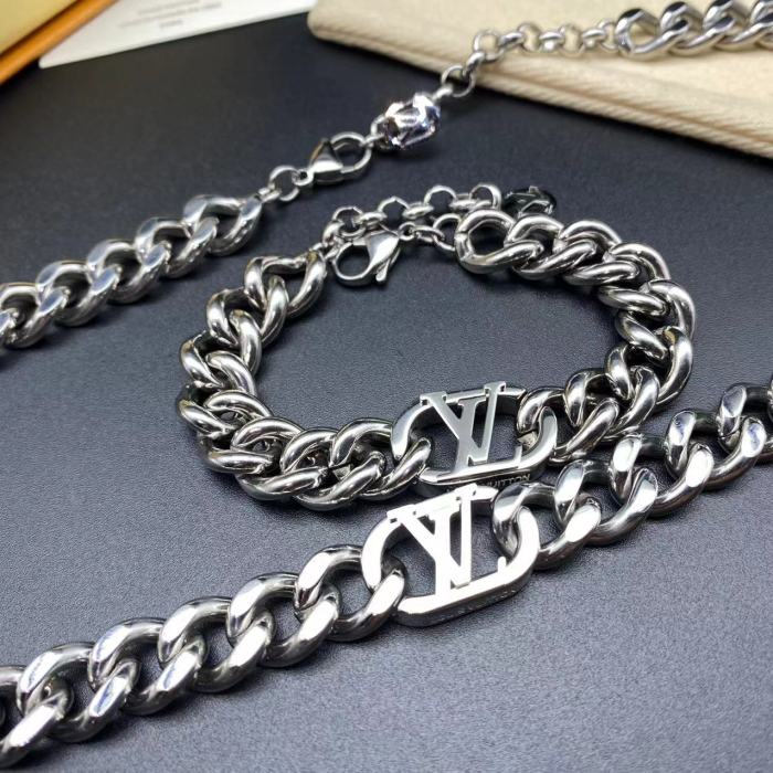 Logo necklace bracelet