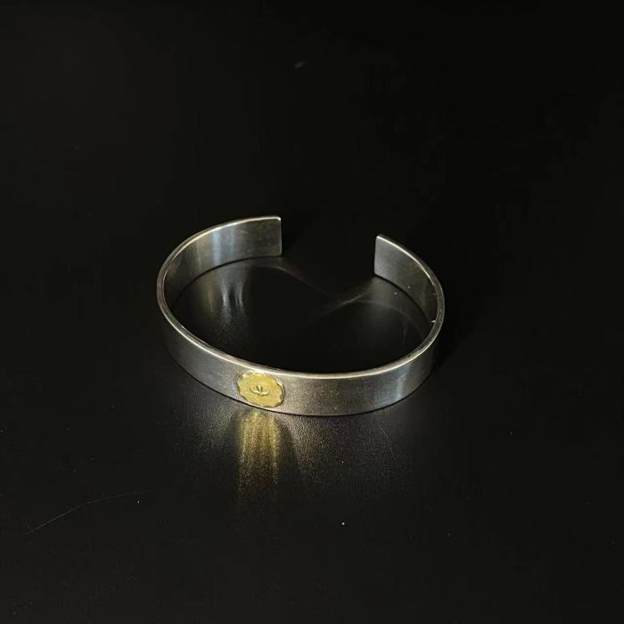 Dot Gold Bracelet