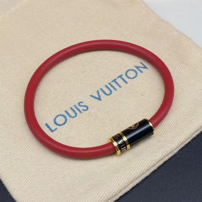 Leather ring bracelet