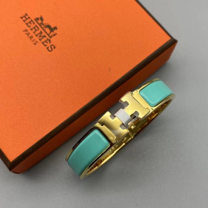 Multicolor letter H logo Bracelet