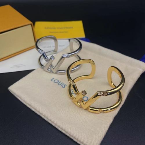 Large logo bracelet