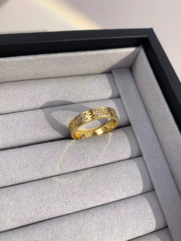 4mm Tri Color V gold three row full diamond ring