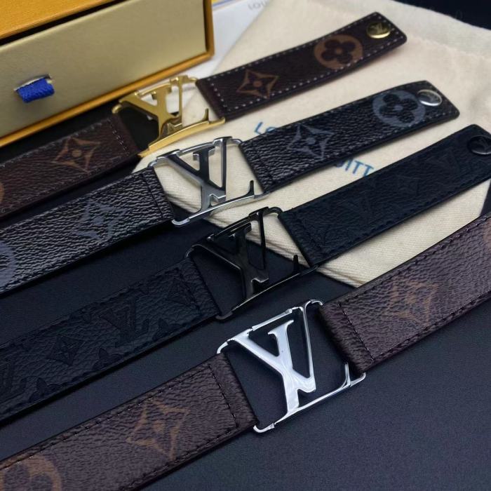 Logo leather bracelet