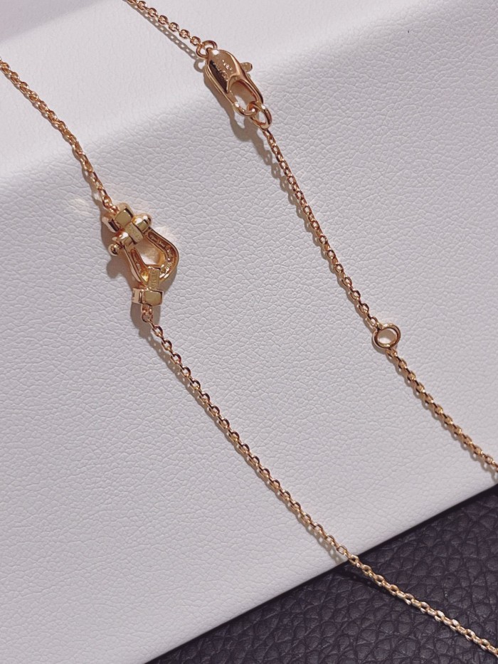 Mini diamond necklace