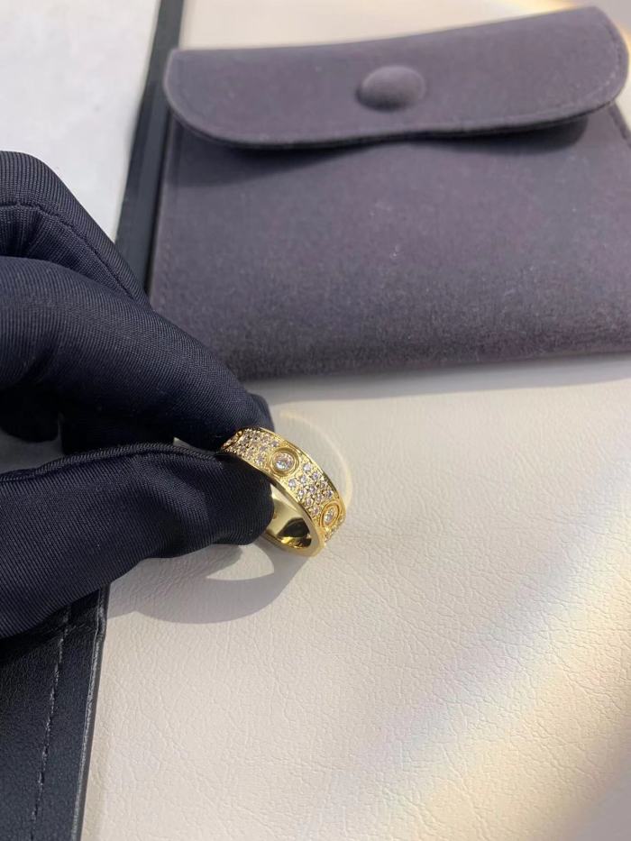 6.5mm tricolor V gold three row full diamond ring