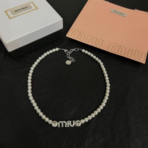 Logo studded with diamonds and pearls necklace