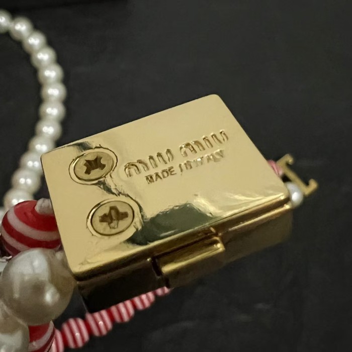 Double layered necklace