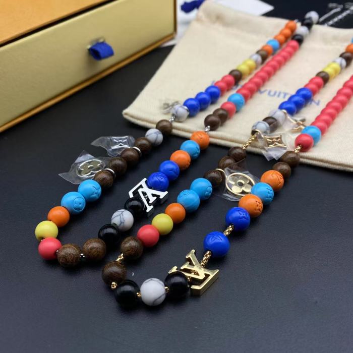 Colorful round bead necklace