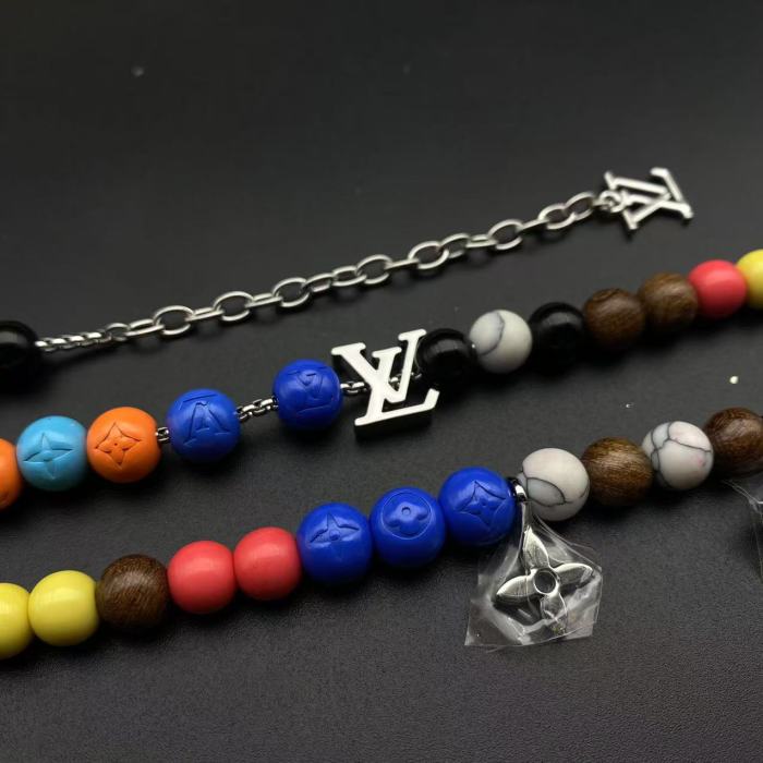 Colorful round bead necklace