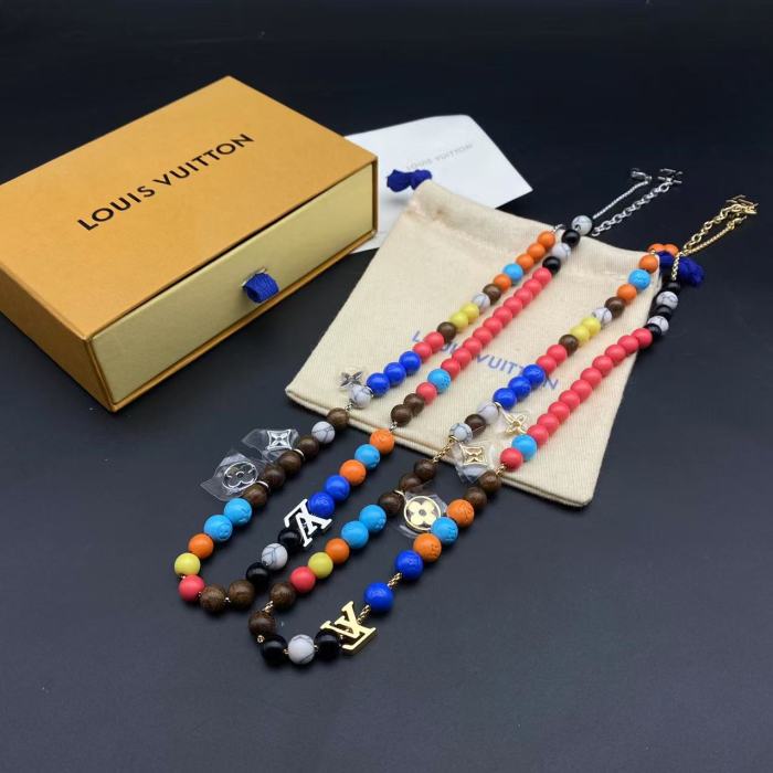 Colorful round bead necklace