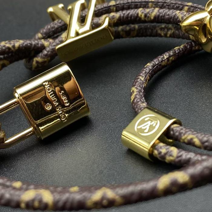 Three leather ring bracelets