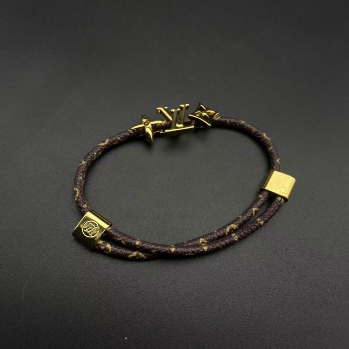 Three leather ring bracelets