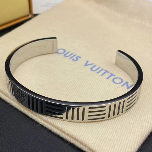 Steel ring bracelet with opening