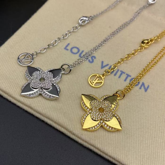Small flower logo style necklace earrings