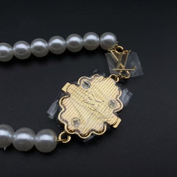 Ruby necklace bracelet