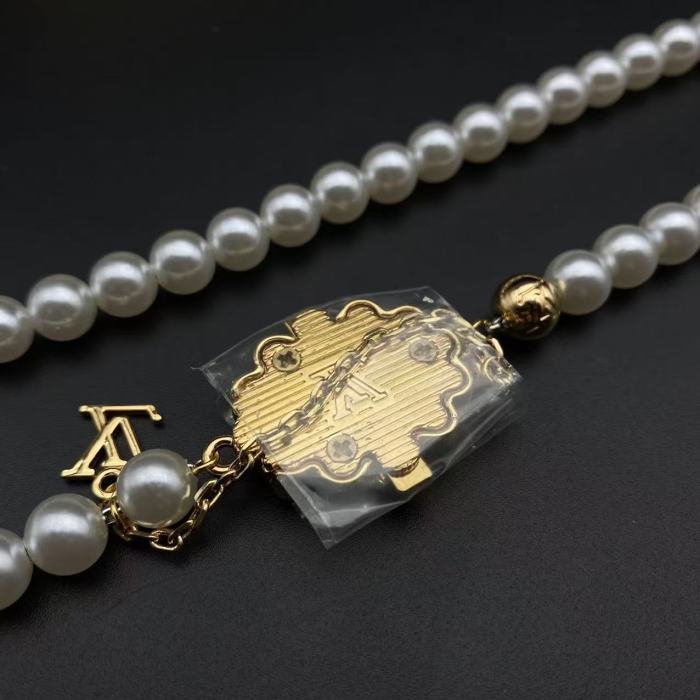 Ruby necklace bracelet