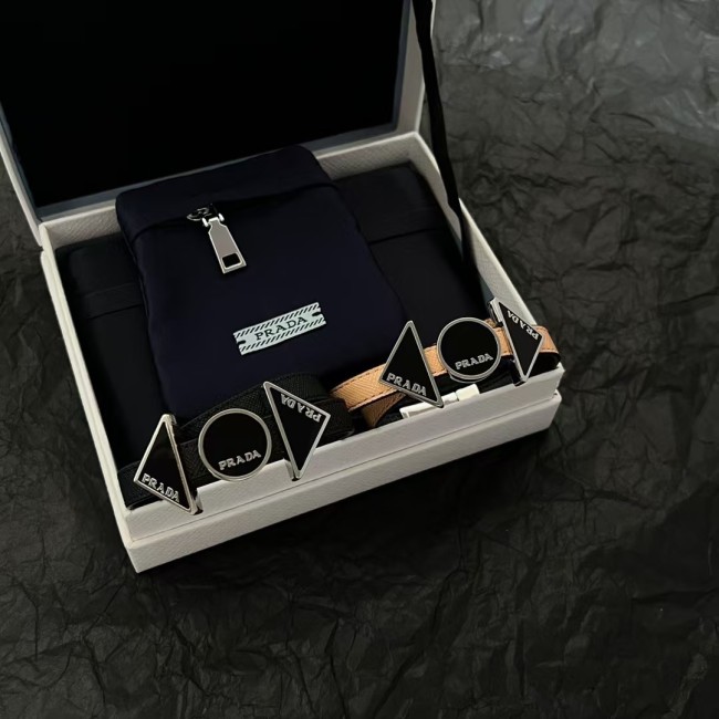 Inverted triangle double-layer bracelet