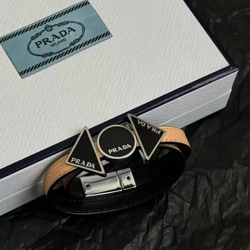 Inverted triangle double-layer bracelet