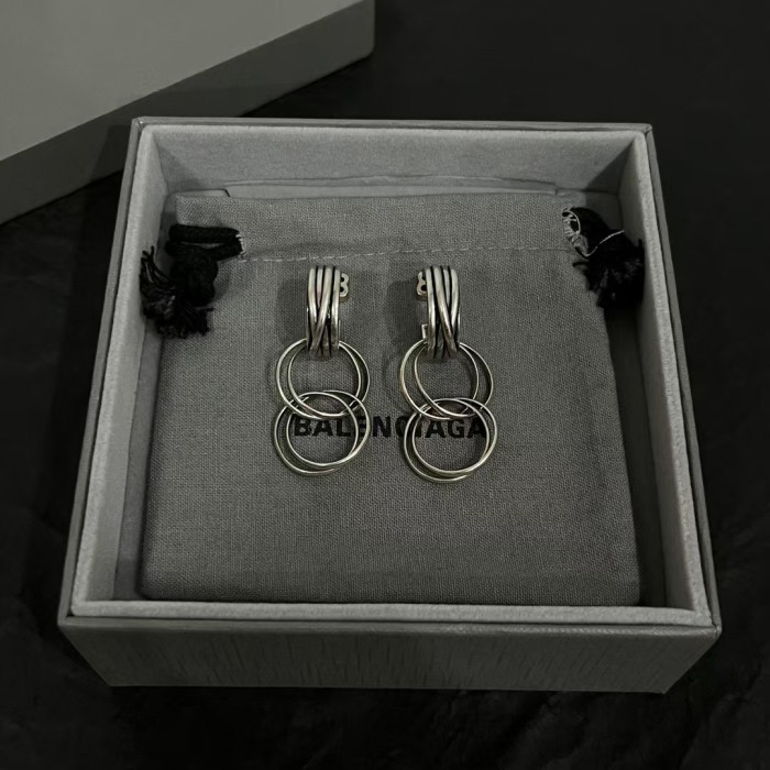 Double ring earrings