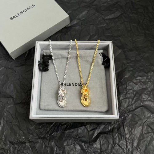 Shoe pendant necklace