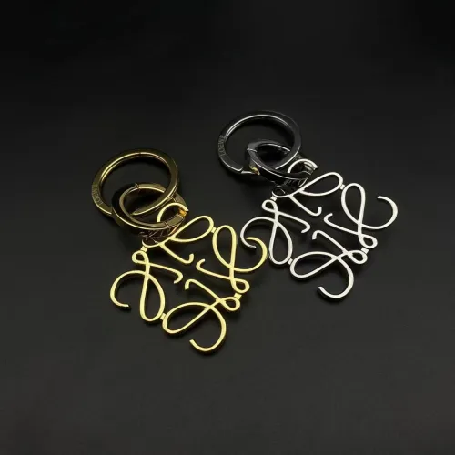 Hollow pattern keychain