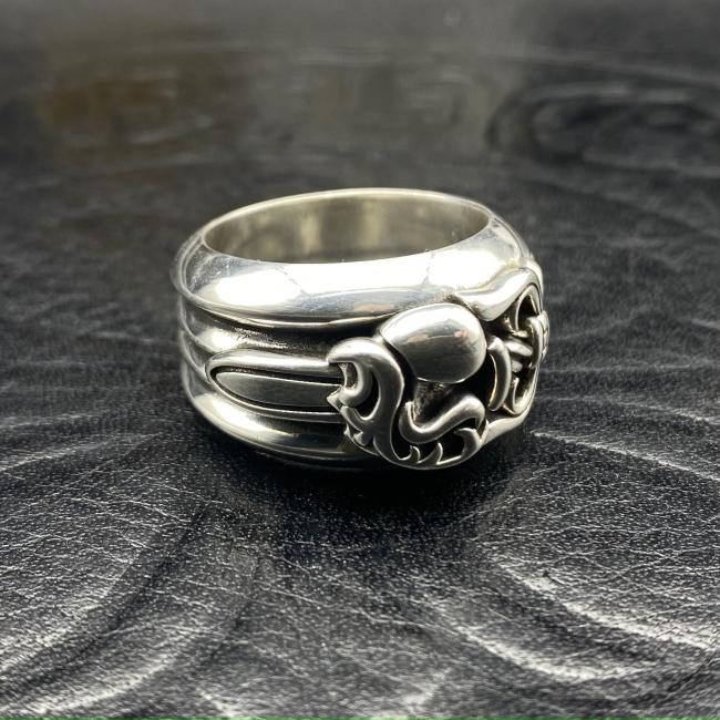 Peach Heart Sword Ring