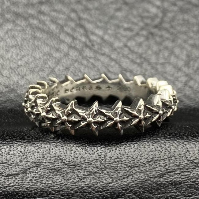 Five pointed star ring