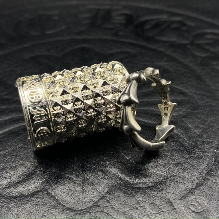 Fish bone ring