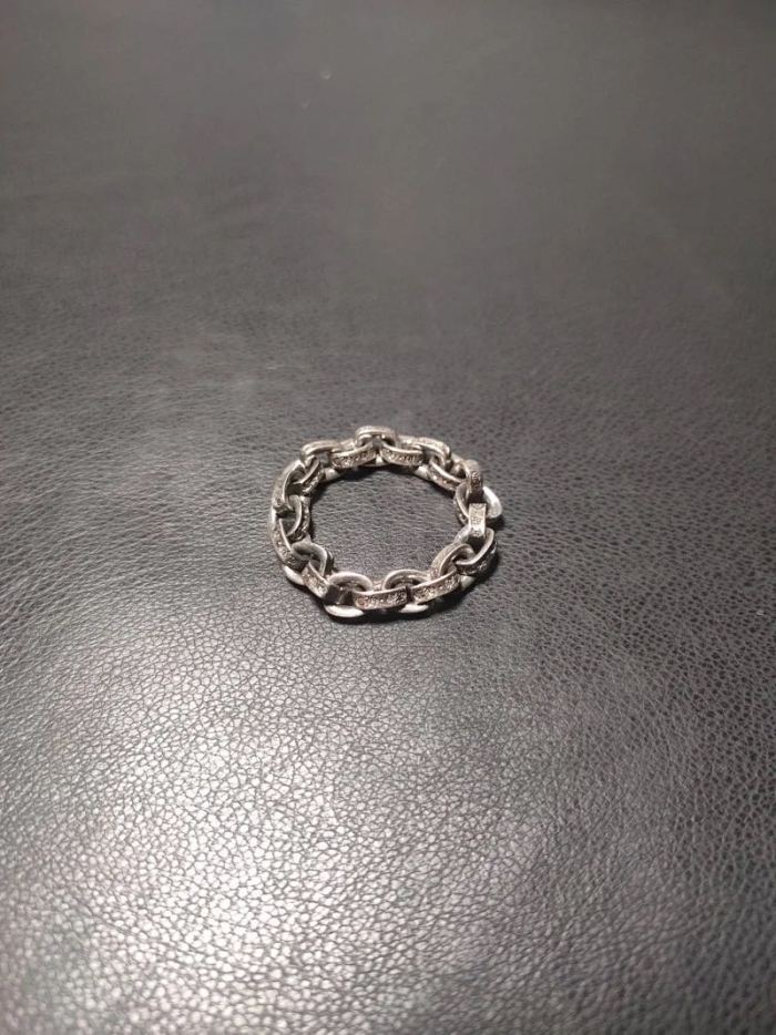 paper chain ring