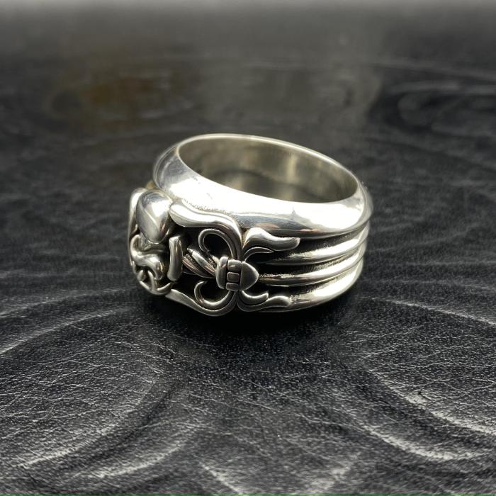 Peach Heart Sword Ring