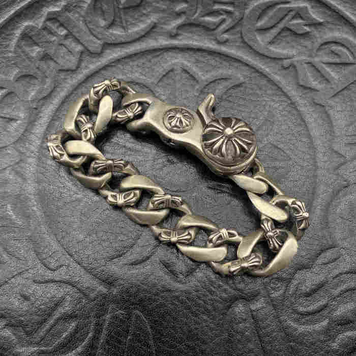 Lobster buckle bracelet