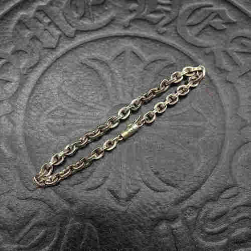 paper chain bracelet