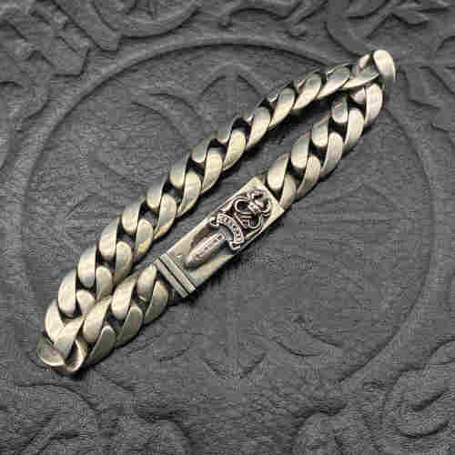 Smooth sword bracelet