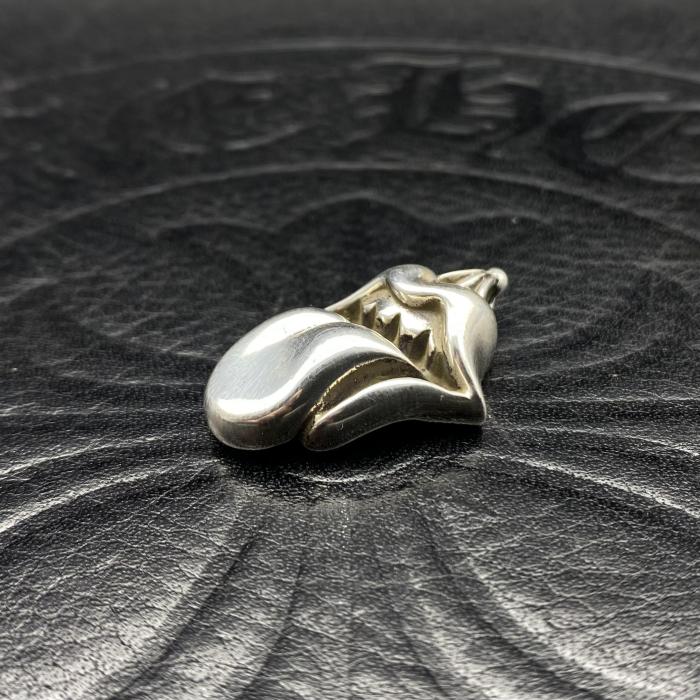 Rolling Stone Tongue Pendant