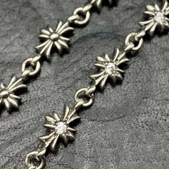 4 cross earrings with drill