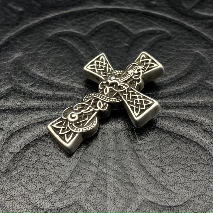 Medium double layered cross pendant