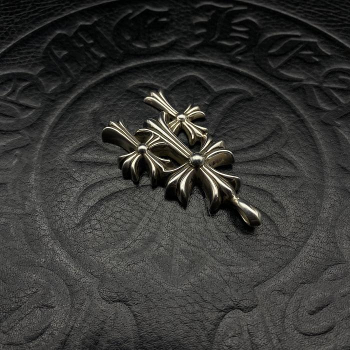 Large size 3 cross pendant