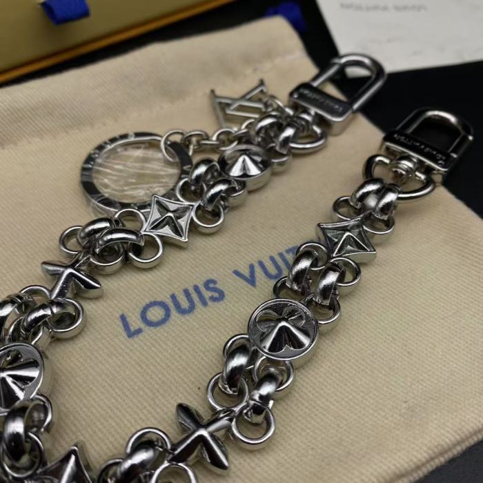 logo bag chain
