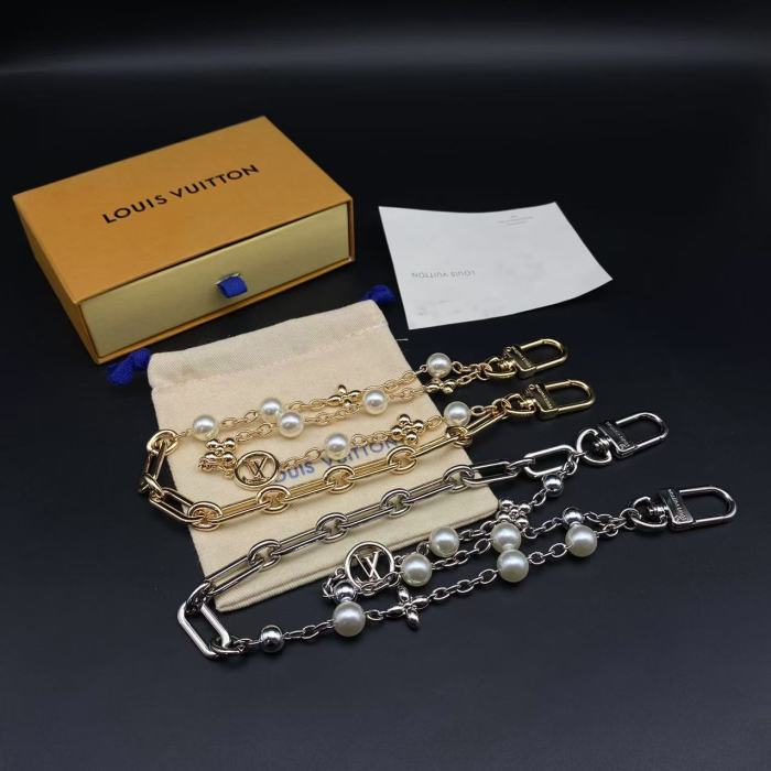 logo bag chain