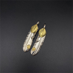 Golden Leaf Dot Gold Feather