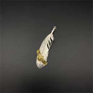 Eagle inlaid with natural feathers